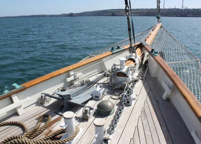 Halcyon Classic Yacht For Sale - Foredeck