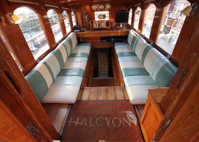 Halcyon Classic Yacht For Sale - Saloon