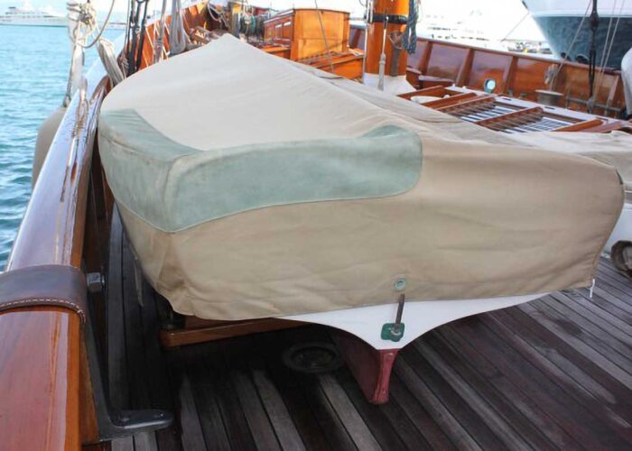 Thendara Classic Yacht For Sale - Tender